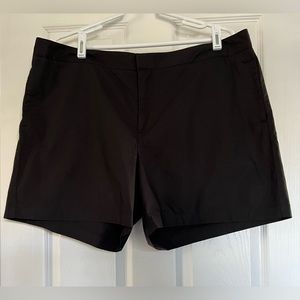 Women’s Docker Black Chino Shorts SZ 18